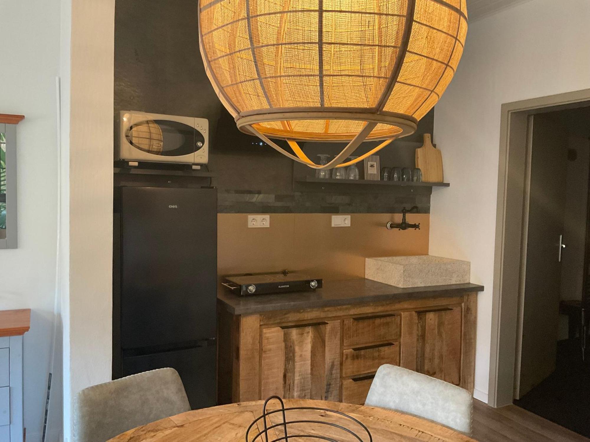 Zu Jeddelohs Bungalows & Apartments -Adult Friendly Gladenbach Екстериор снимка