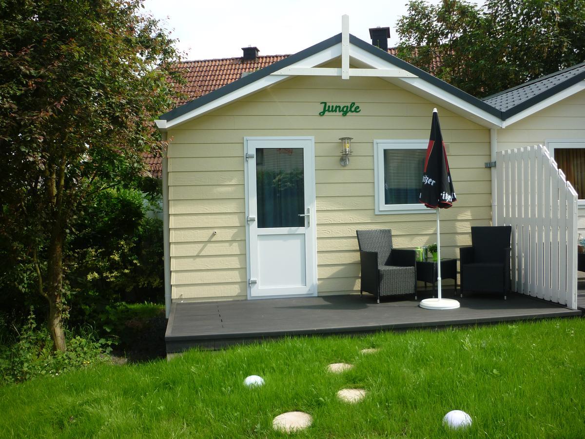 Zu Jeddelohs Bungalows & Apartments -Adult Friendly Gladenbach Екстериор снимка